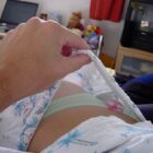 25歳くらいの近所にいそうな人妻がエッチな姿になった画像って、つい見ちゃうよね[14枚]