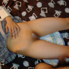 ギャルが脚を持ち上げてマンコ見せてる画像って必ず抜けるよね[30枚]