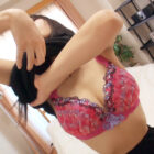 巨乳の美乳のパイパンマンコのギャルがエッチになってる画像がたまらんエロさ[26枚]