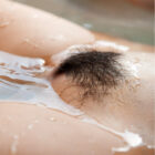 陰毛濃いめのギャルがエッチになってる画像のエロさは最強[28枚]