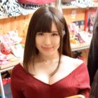 【画像＋動画】20代のパイパンマンコのアパレルギャルがエロい事してる画像をうｐ[25枚]